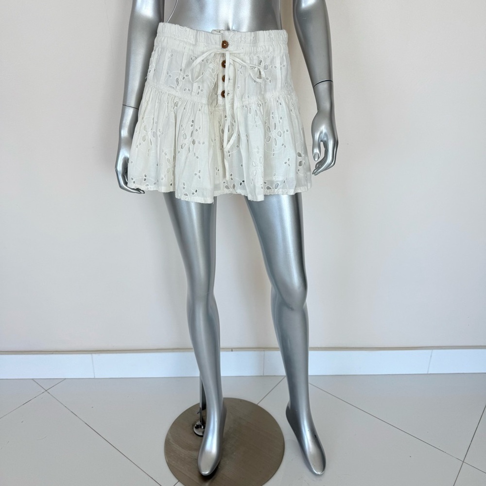 Free People layette white skirt size S Retail 120$